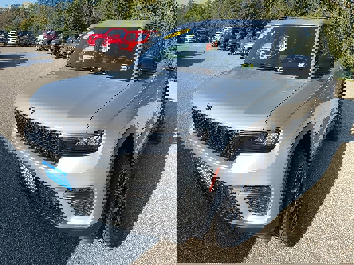 New 2025 Jeep Grand Cherokee Altitude