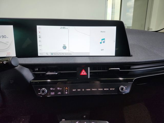 Certified 2024 Kia EV6 Light AWD/4WD image 17