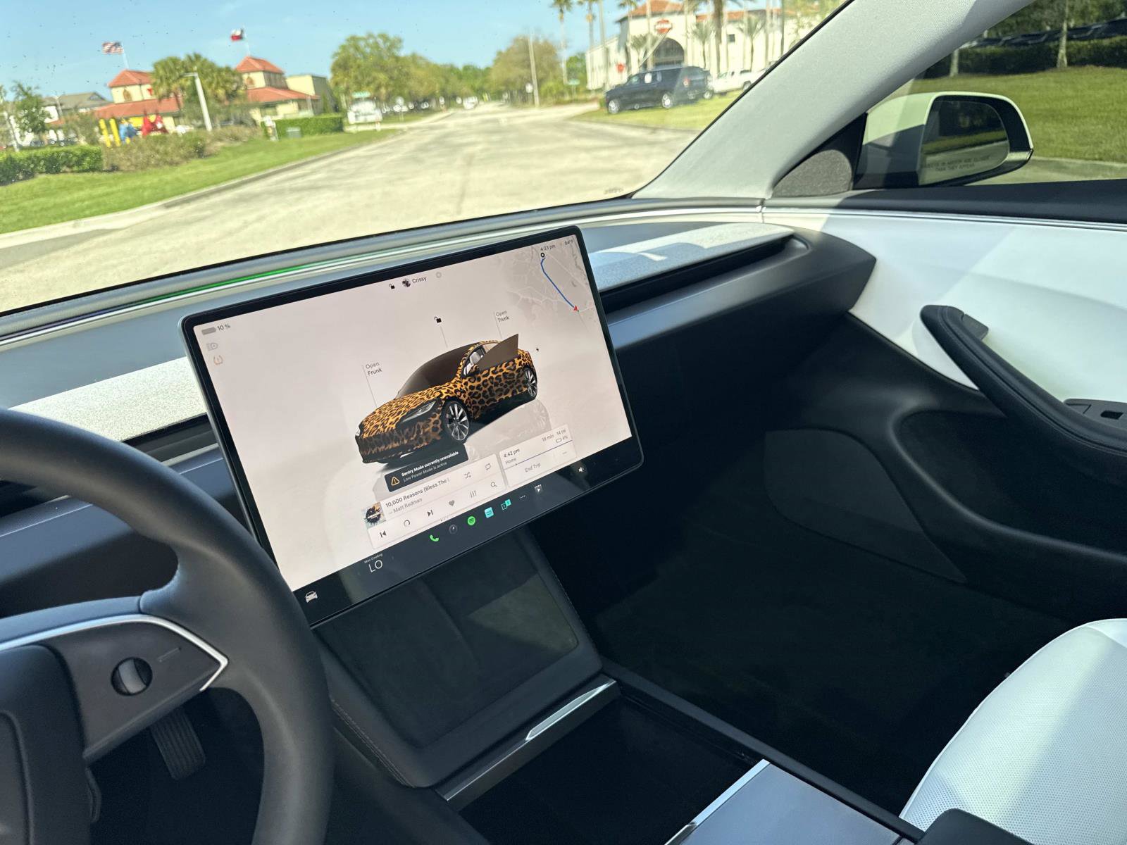 Used 2024 Tesla Model 3 Standard Range image 24