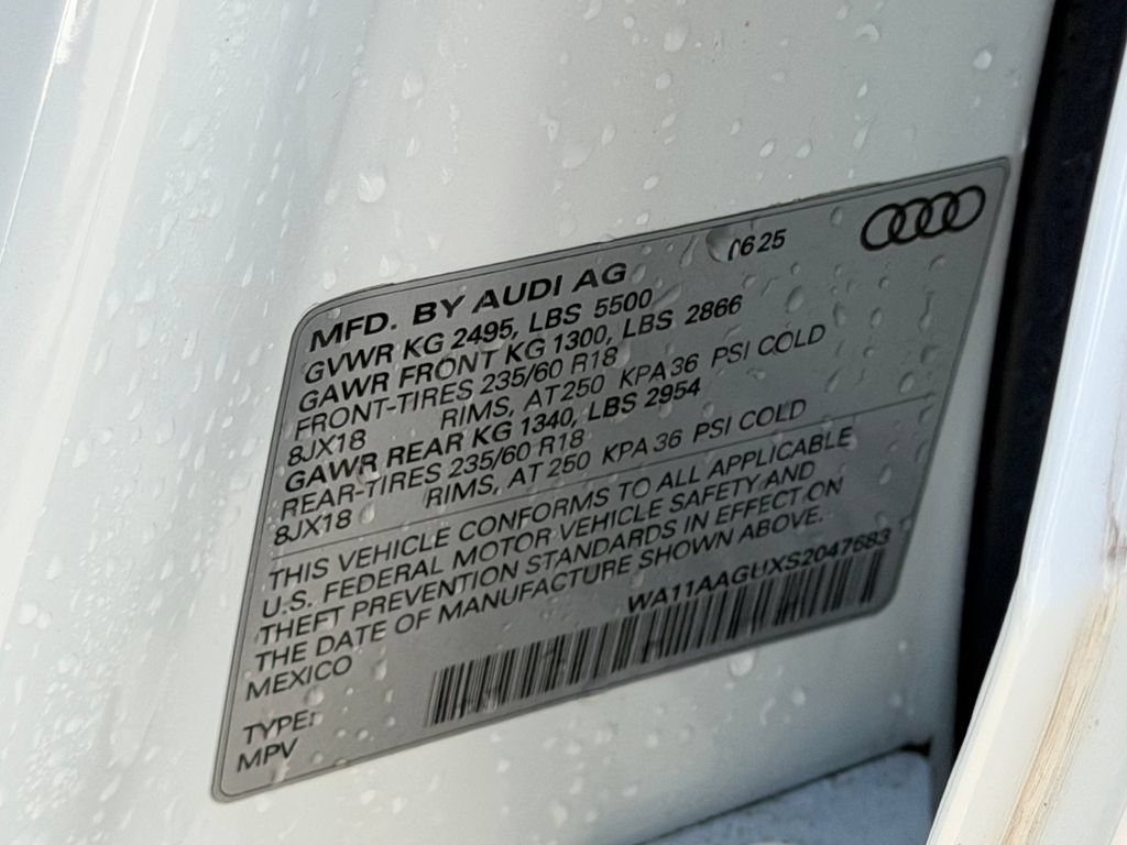 Used 2025 Audi Q5 Premium w/ Convenience Package AWD/4WD image 29