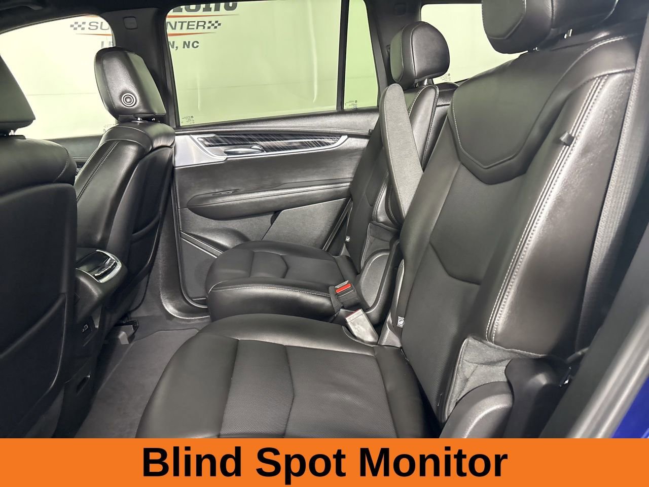 Used 2025 Cadillac XT6 Premium Luxury image 21