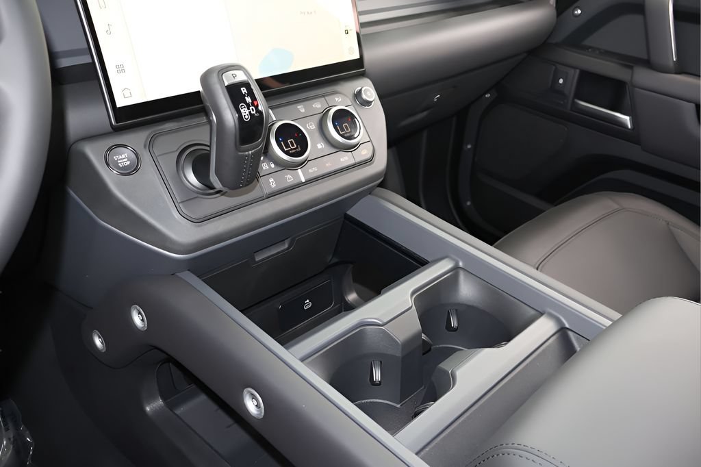 New 2026 Land Rover Defender 130 S AWD/4WD image 27