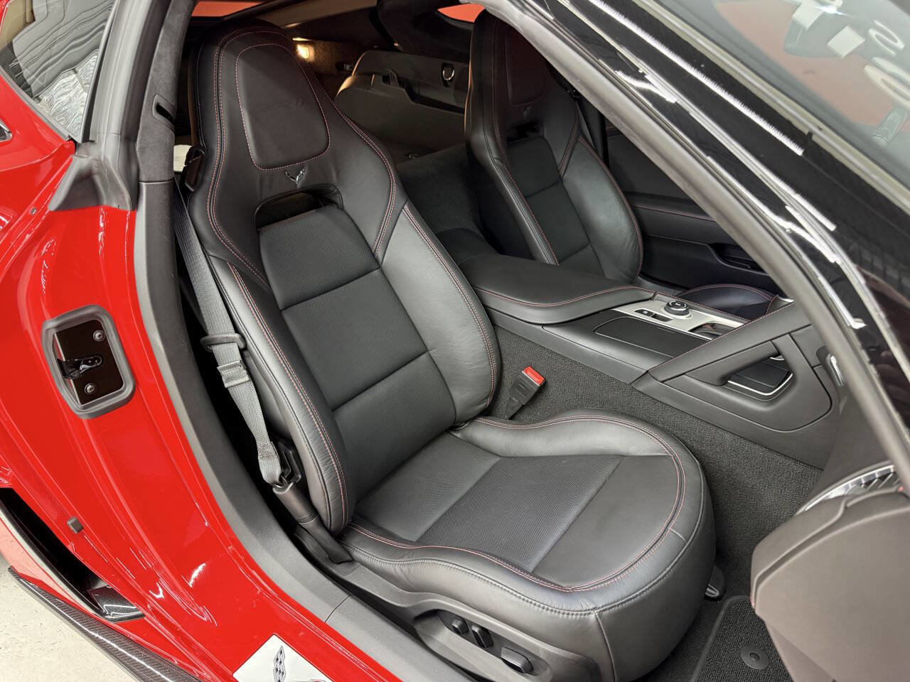 Used 2019 Chevrolet Corvette ZR1 RWD image 44