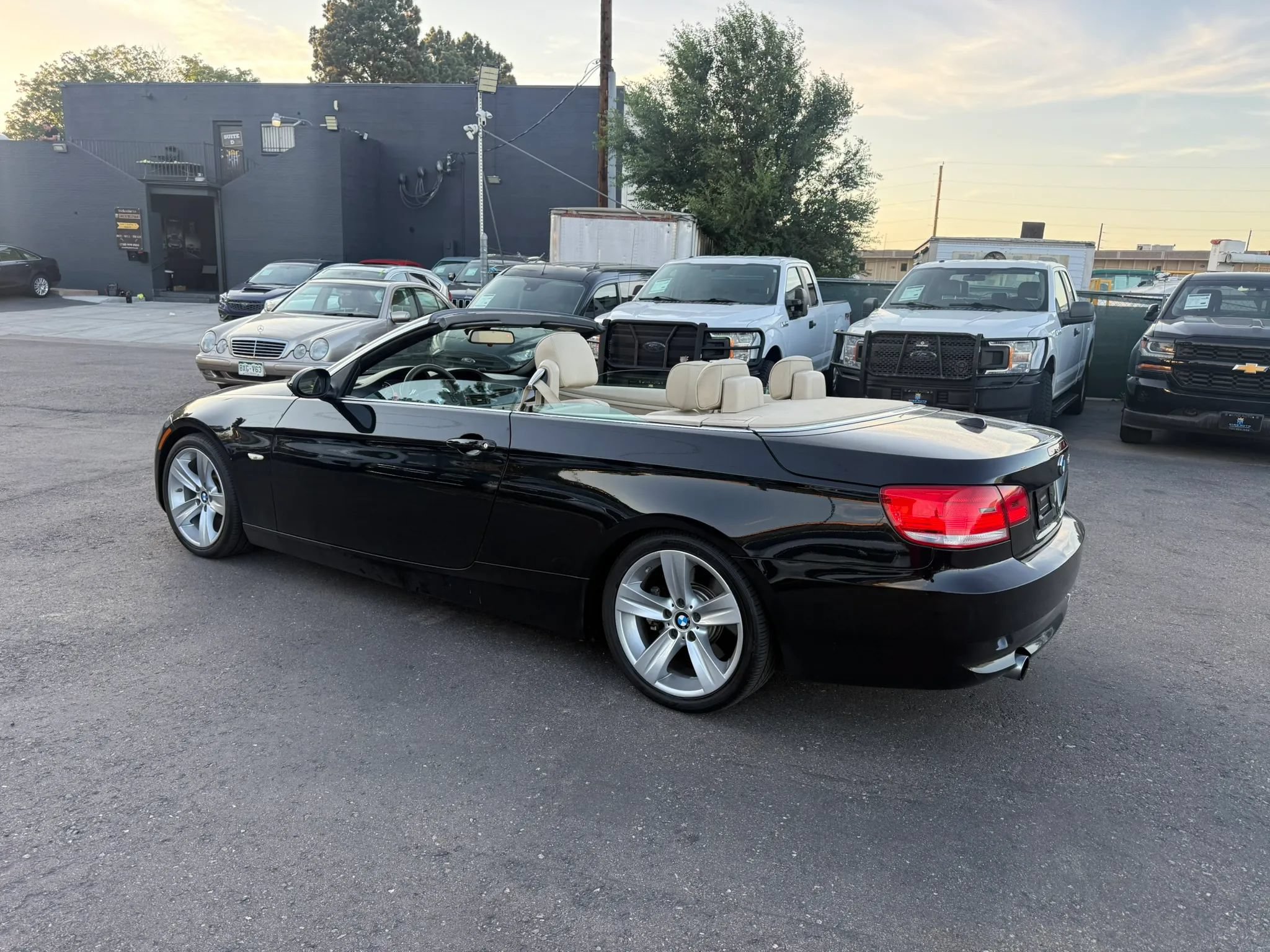 Used 2008 BMW 335i Convertible RWD image 4