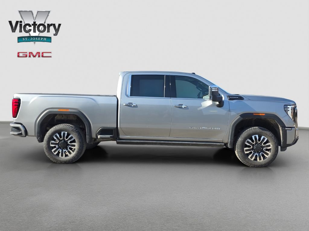 Used 2025 GMC Sierra 2500 Denali Ultimate w/ Max Trailering Package AWD/4WD image 18