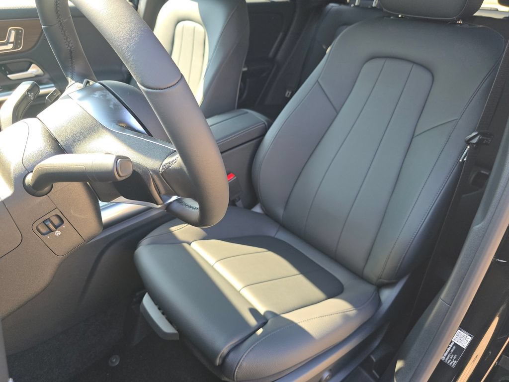 New 2026 Mercedes-Benz GLA 250 4MATIC image 23