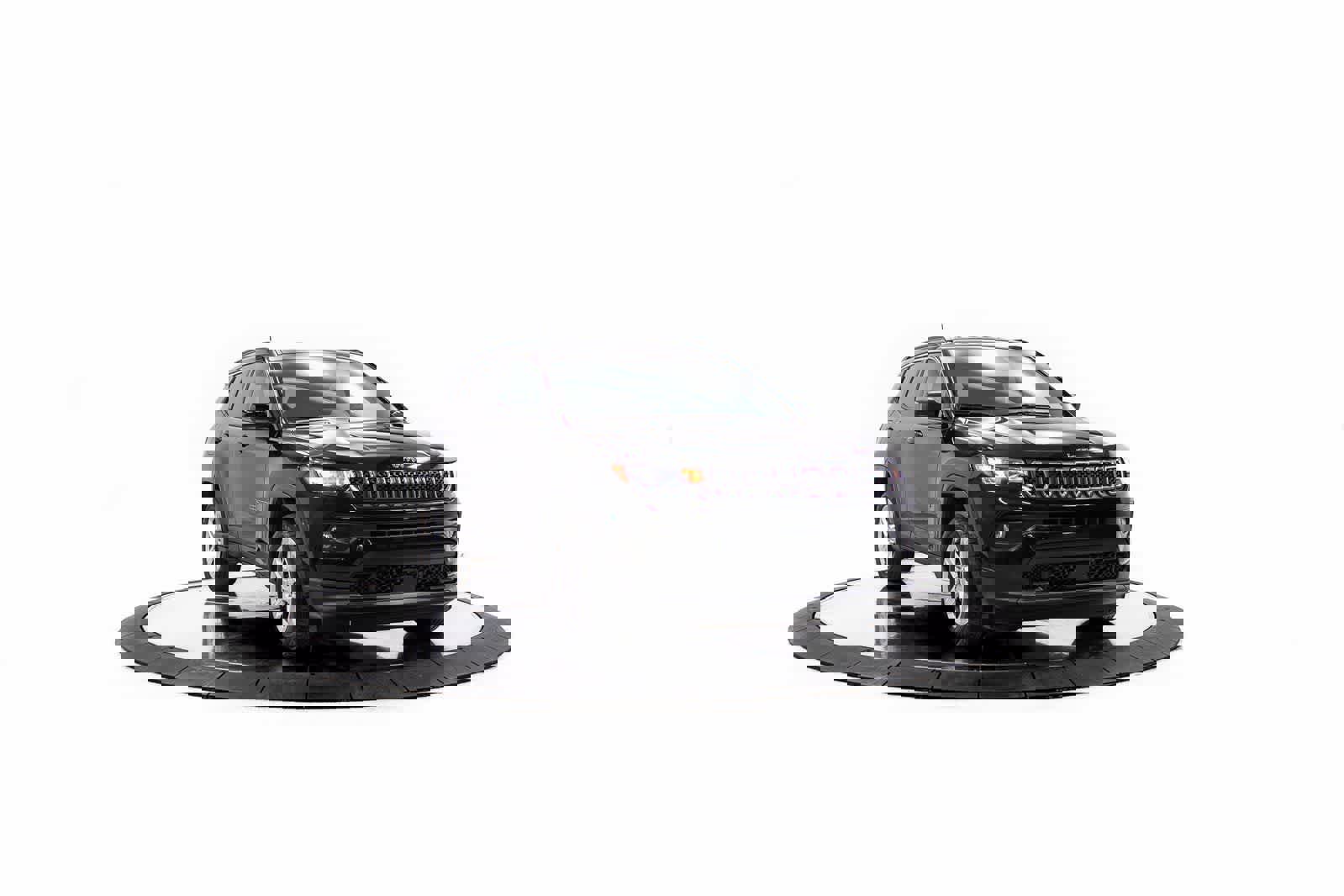 Used 2023 Jeep Compass Latitude image 9