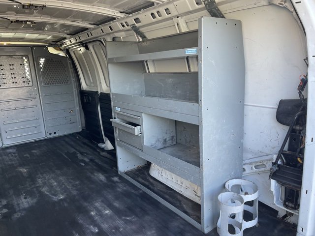 Used 2015 Chevrolet Express 3500 Extended image 8