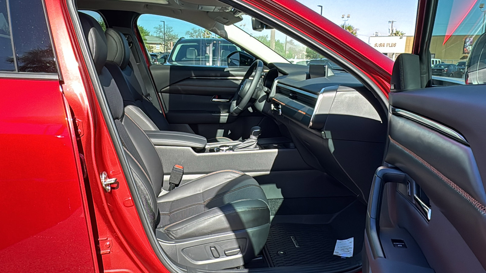 Certified 2025 MAZDA CX-50 2.5 Hybrid w/ Weather Package image 23