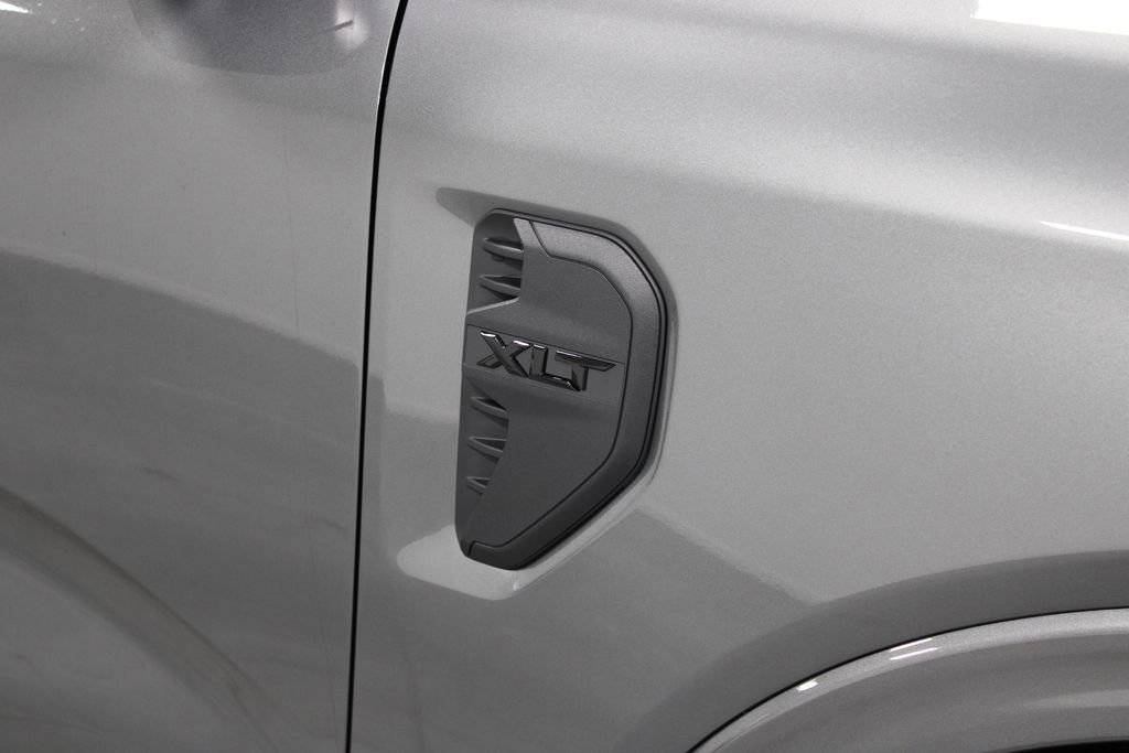 New 2025 Ford Ranger XLT w/ Black Appearance Package image 12