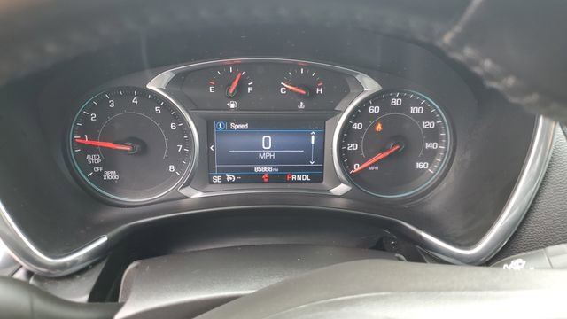 Used 2019 Chevrolet Equinox LT w/ Driver Convenience Package image 11