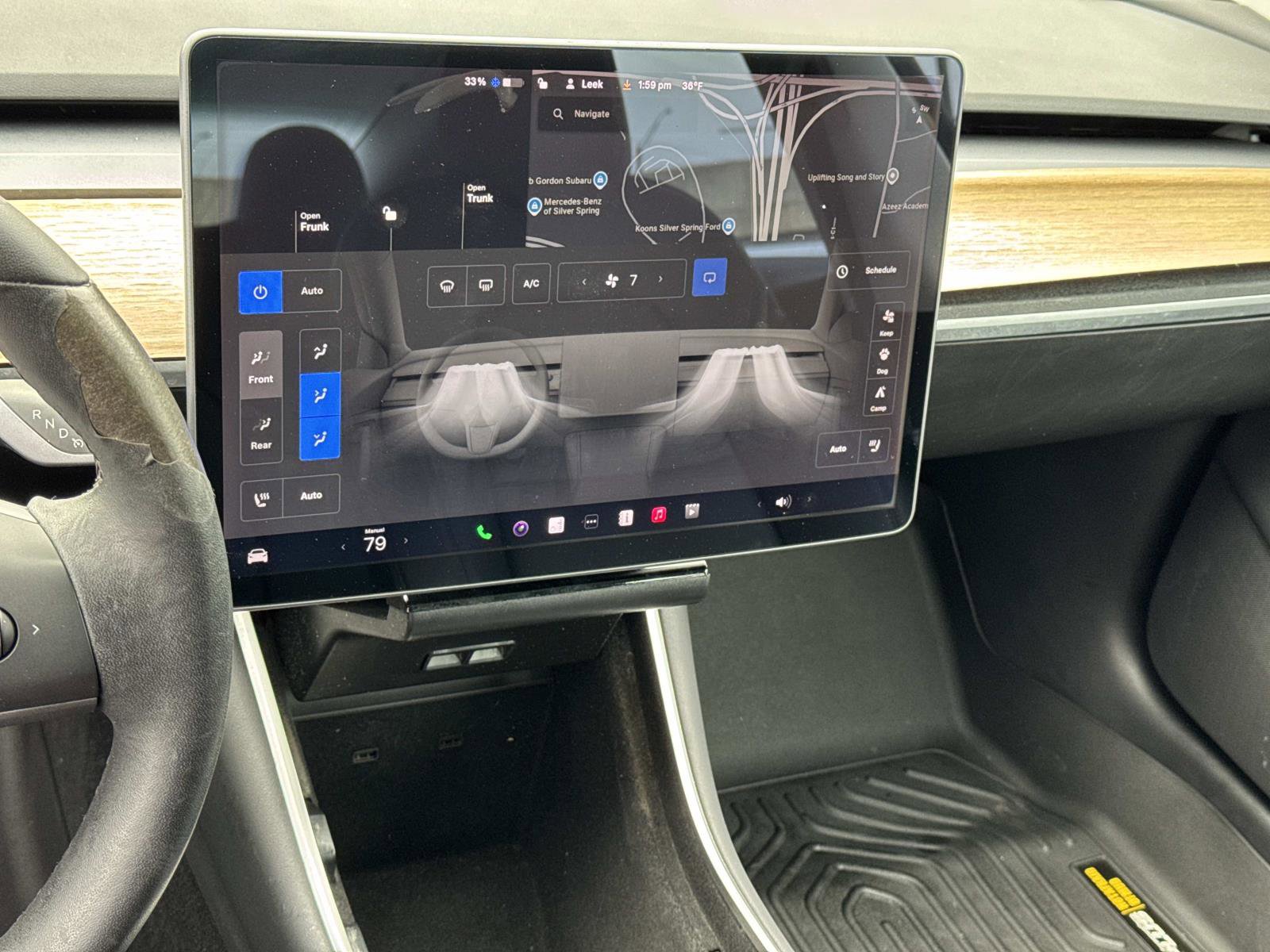 Used 2019 Tesla Model 3 Standard Range image 4