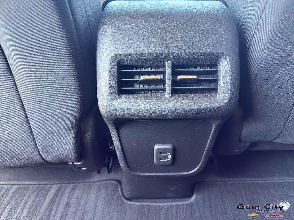 Used 2019 Chevrolet Equinox LT AWD/4WD image 16