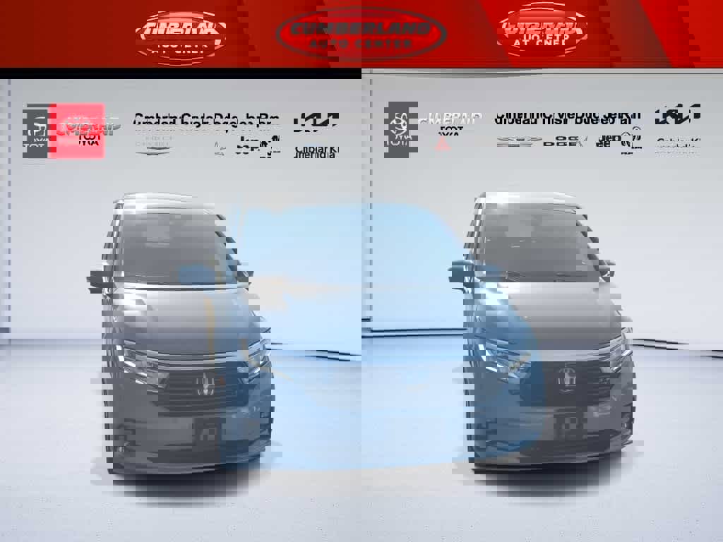 Used 2023 Honda Odyssey Touring image 3