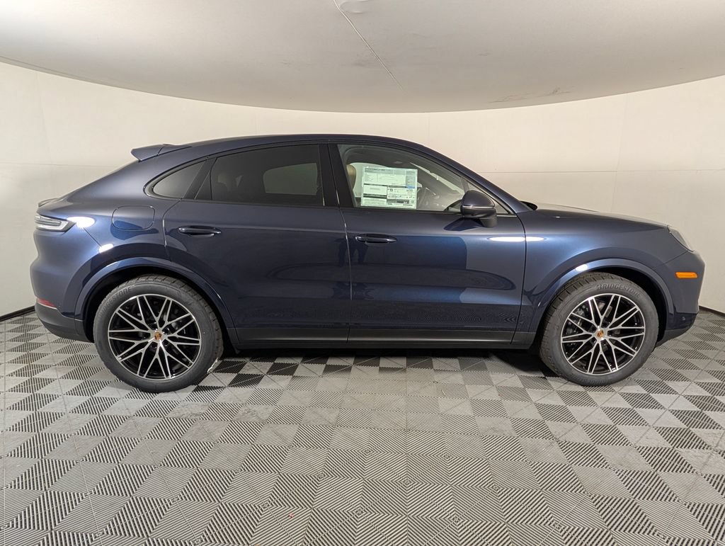 New 2026 Porsche Cayenne Coupe AWD/4WD image 9