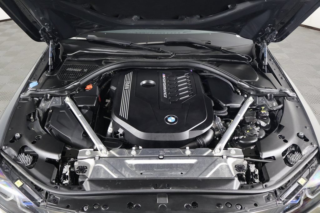 Certified 2022 BMW 440i xDrive Coupe w/ M Carbon Exterior Package AWD/4WD image 15