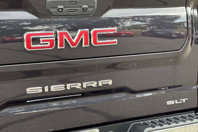 Used 2022 GMC Sierra 1500 SLT w/ SLT Premium Package AWD/4WD image 53