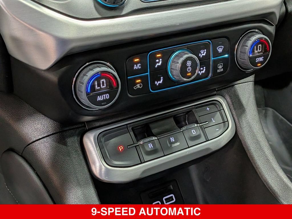 Used 2023 GMC Acadia SLT w/ Technology Package AWD/4WD image 21