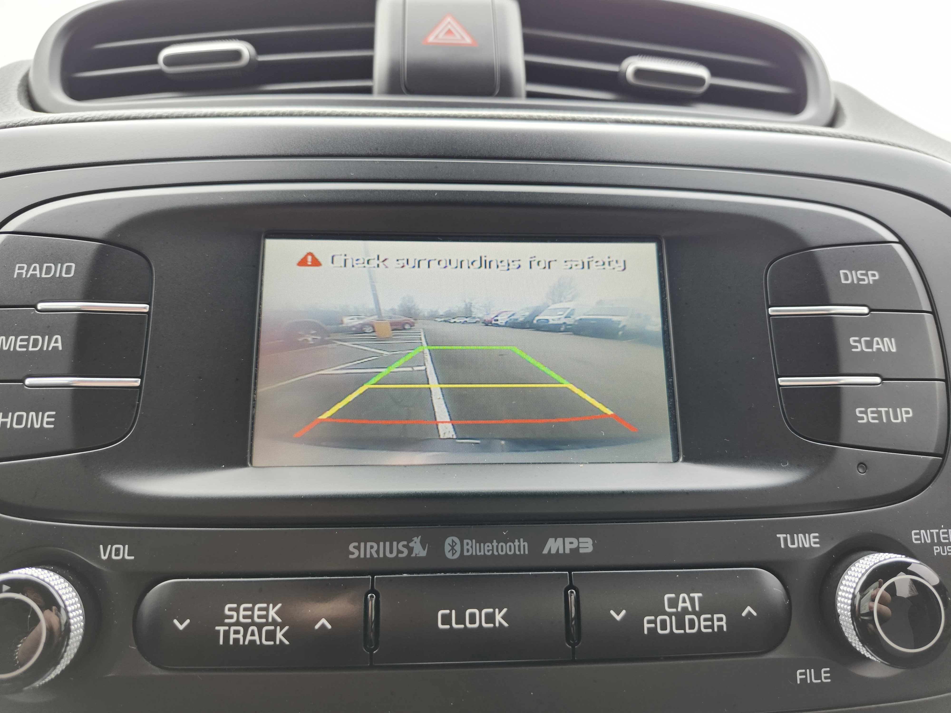 Used 2016 Kia Soul + image 2