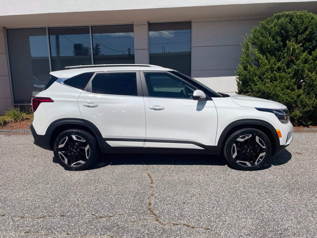 Used 2024 Kia Seltos SX AWD/4WD image 5
