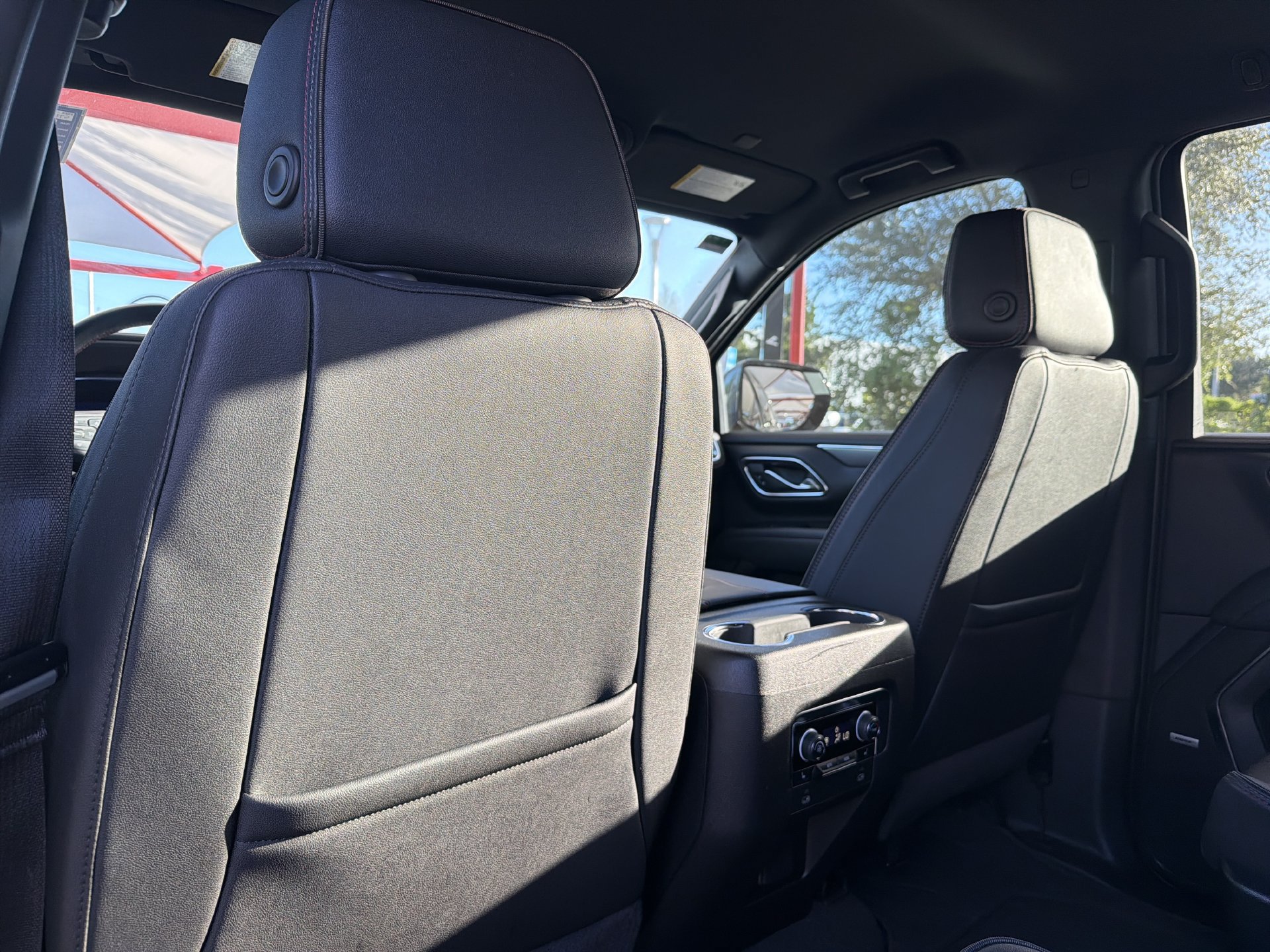Used 2024 Chevrolet Tahoe RST w/ Luxury Package RWD image 18