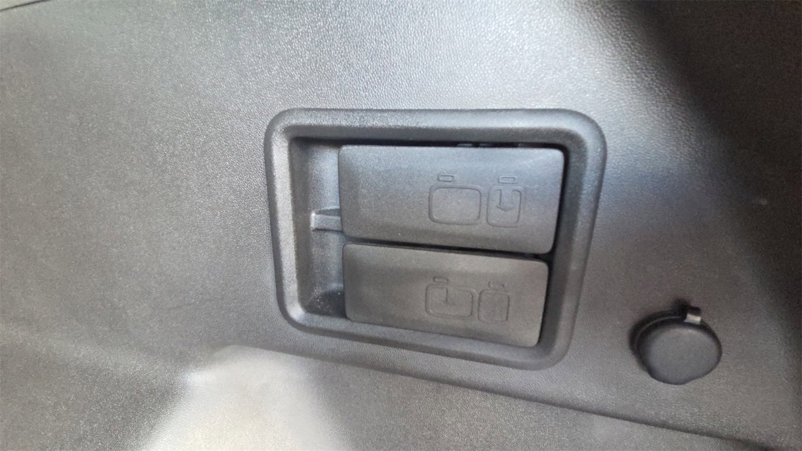 Used 2022 Chevrolet Equinox LT image 27