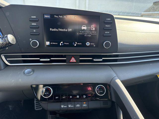 New 2026 Hyundai Elantra Sport image 9