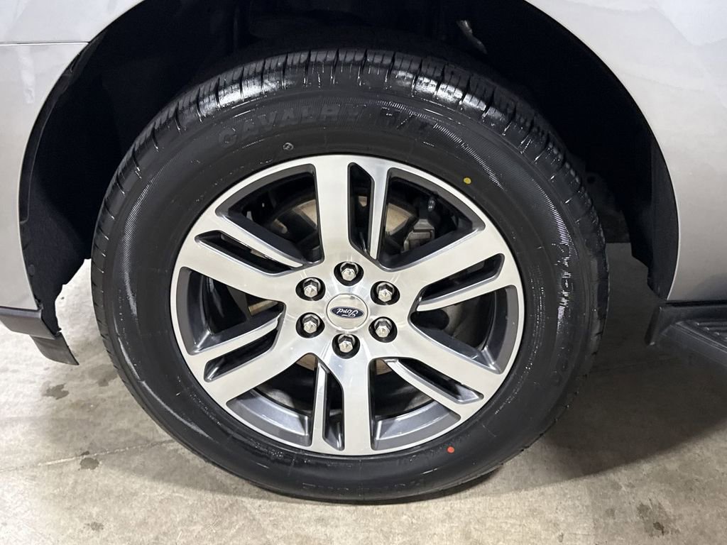 Used 2024 Ford Expedition Limited image 27