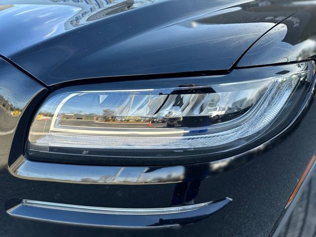 Used 2023 Lincoln Nautilus AWD w/ Premium Package image 9