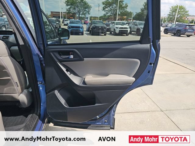 Used 2015 Subaru Forester 2.5i Limited AWD/4WD image 33