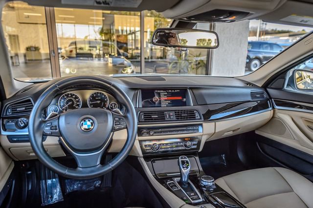 Used 2016 BMW 528i Sedan image 24