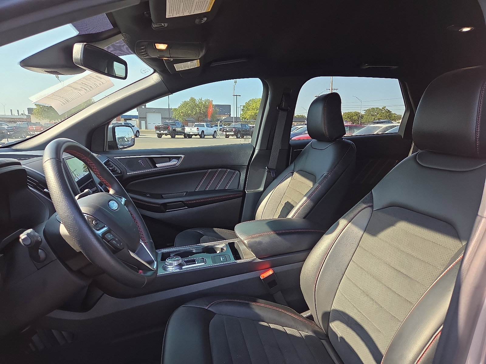 Used 2024 Ford Edge ST-Line image 11