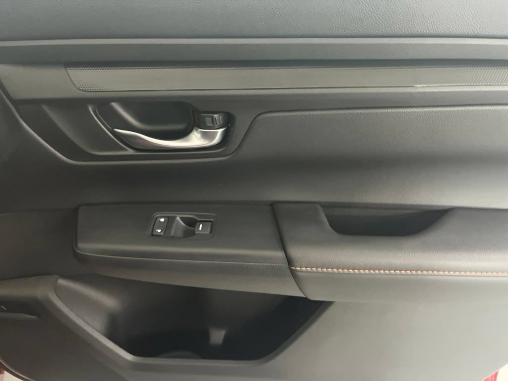 Used 2025 Honda CR-V Sport image 56