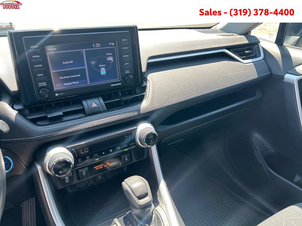 Certified 2021 Toyota RAV4 XLE w/ Convenience Package AWD/4WD image 17