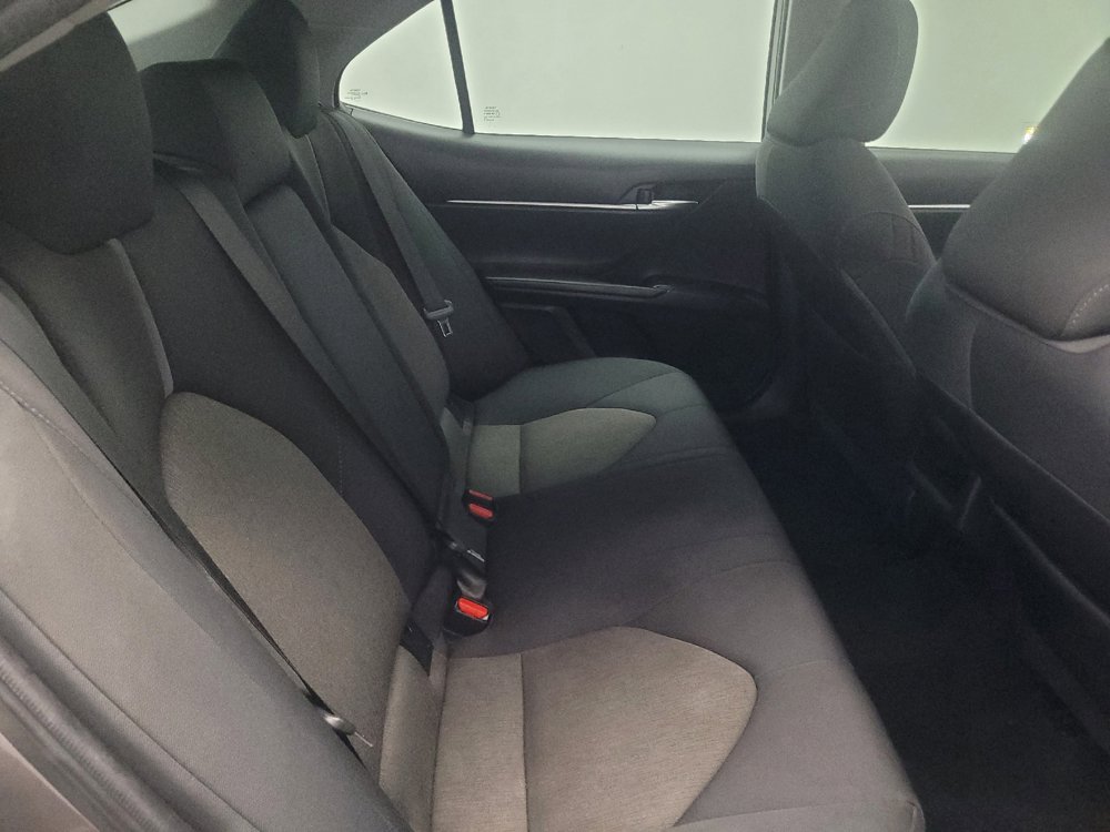 Used 2022 Toyota Camry LE FWD image 19