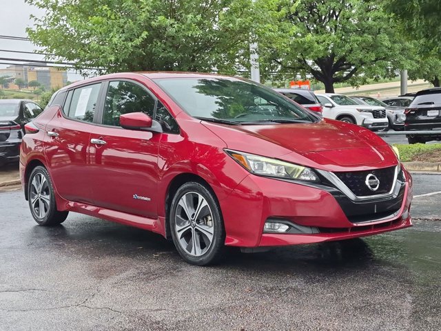 Used 2018 Nissan Leaf SV w/ SV Technology Package FWD video 3