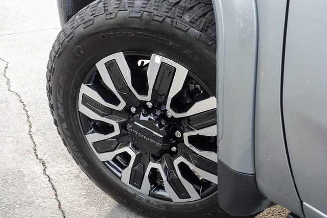 Used 2025 GMC Sierra 2500 Denali Ultimate image 17