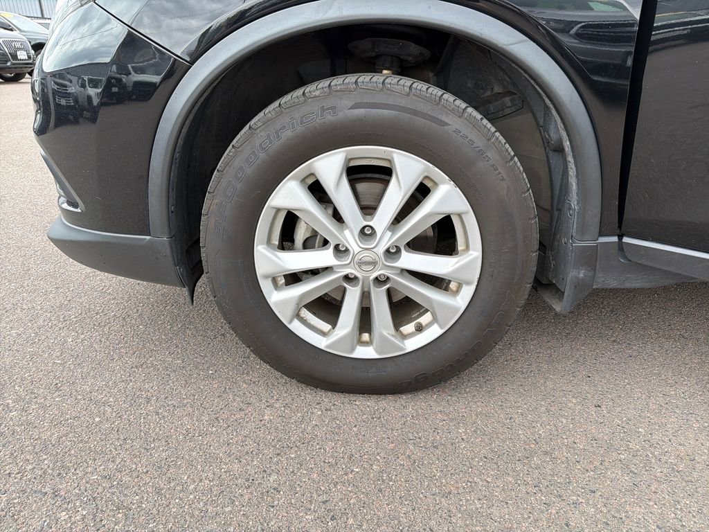Used 2014 Nissan Rogue SV AWD/4WD image 24