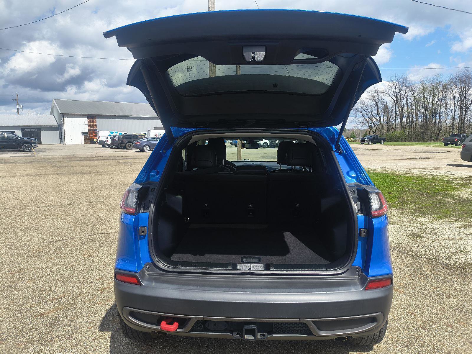 Used 2022 Jeep Cherokee Trailhawk w/ Premium Leather Package image 29