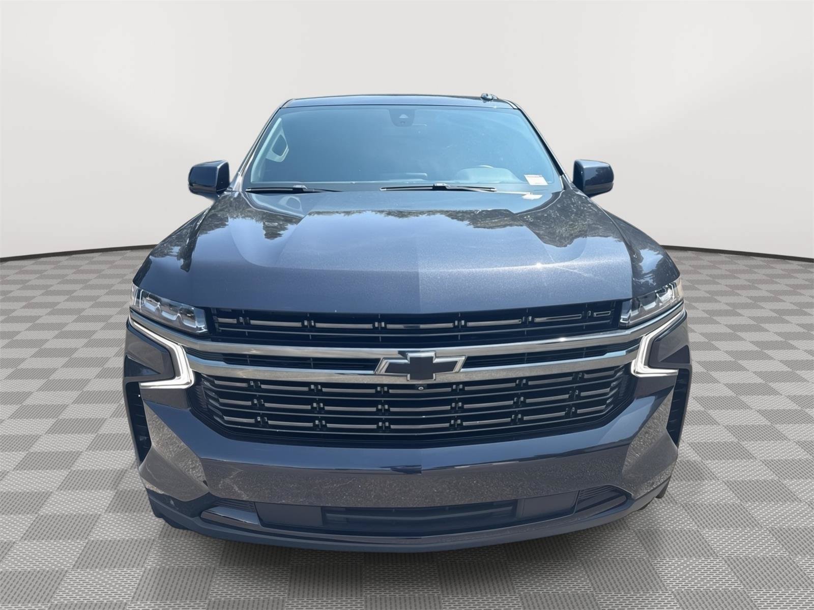 Used 2022 Chevrolet Tahoe RST w/ Luxury Package AWD/4WD image 3