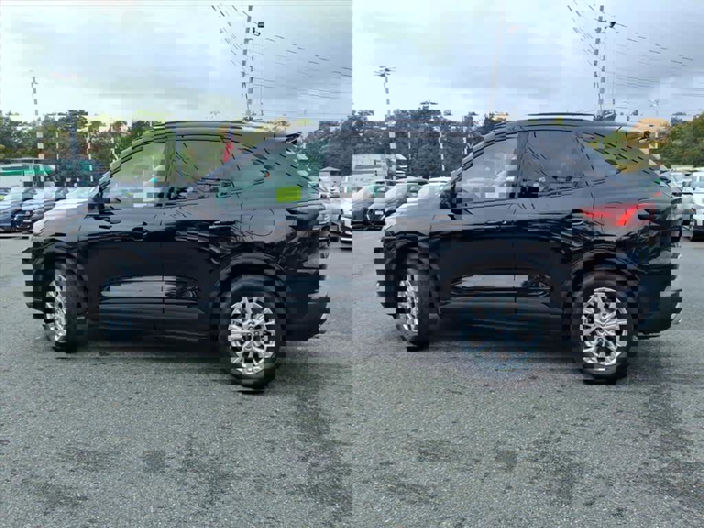 Used 2025 Ford Escape Active w/ Active Premium Tech Pack image 8