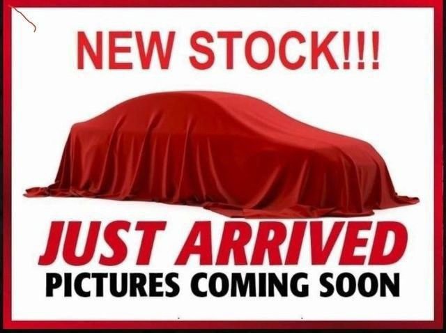 Used 2023 Toyota Highlander LE