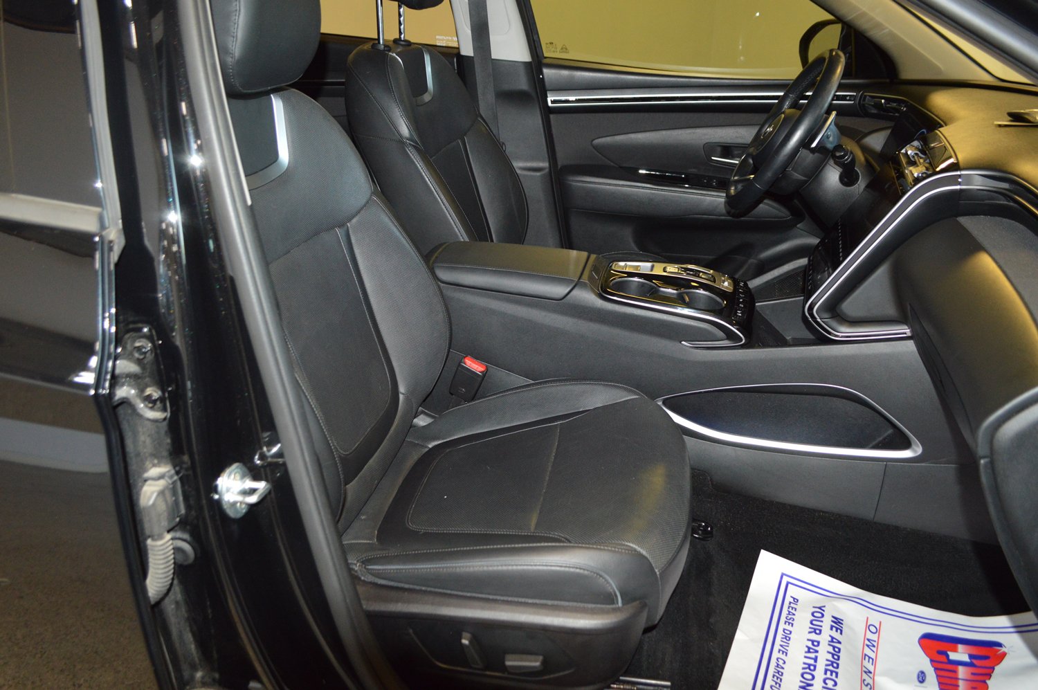 Used 2022 Hyundai Tucson Limited AWD/4WD image 11