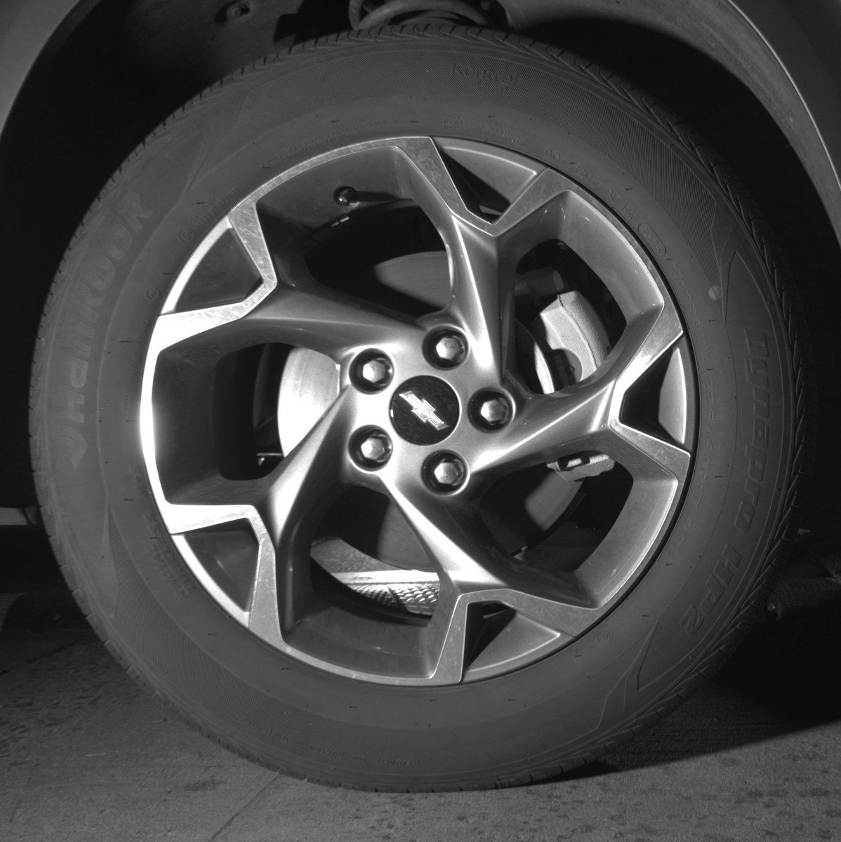 Used 2025 Chevrolet Trax LT FWD image 13