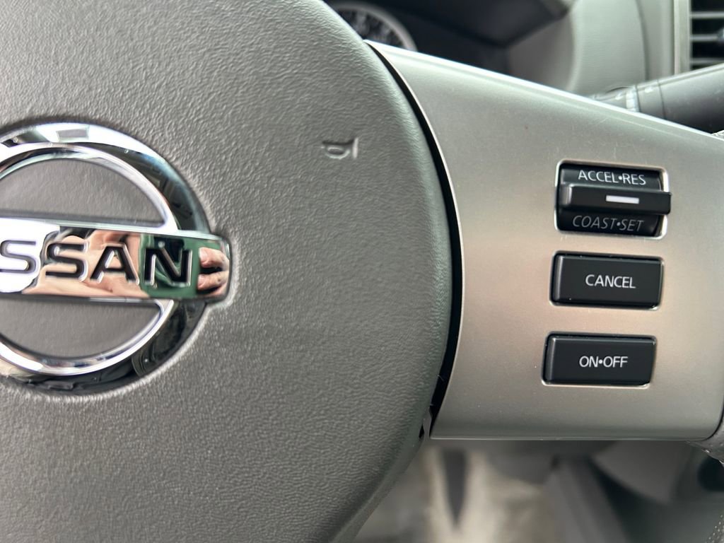 Used 2017 Nissan Frontier SL image 18