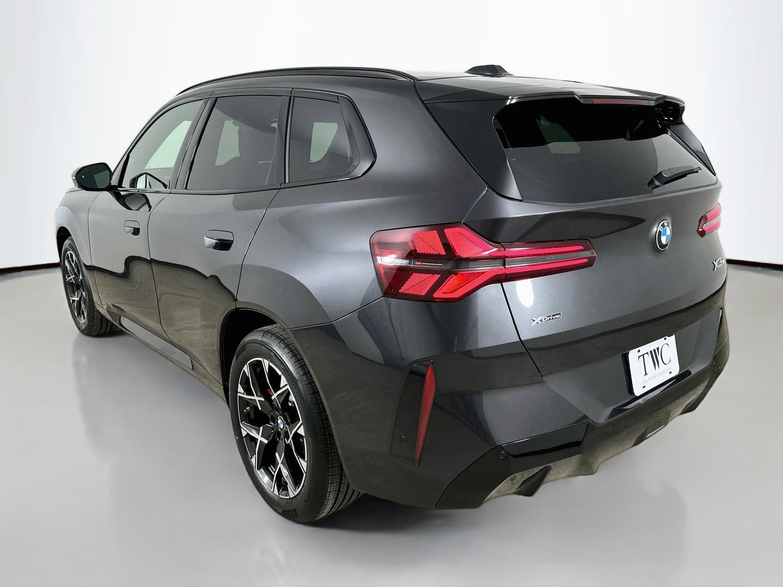 New 2026 BMW X3 xDrive30i w/ Premium Package AWD/4WD image 7