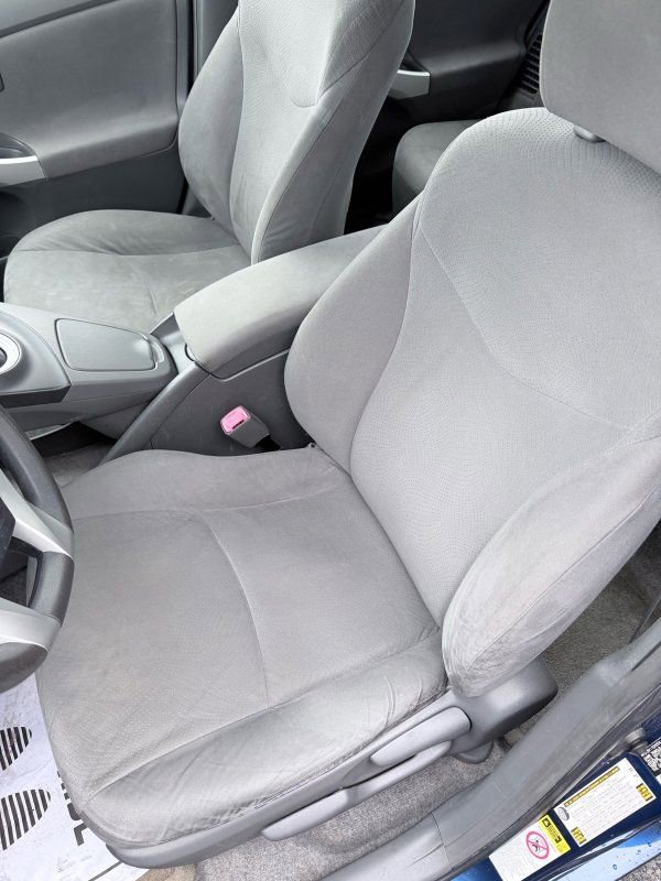 Used 2010 Toyota Prius Five FWD image 10