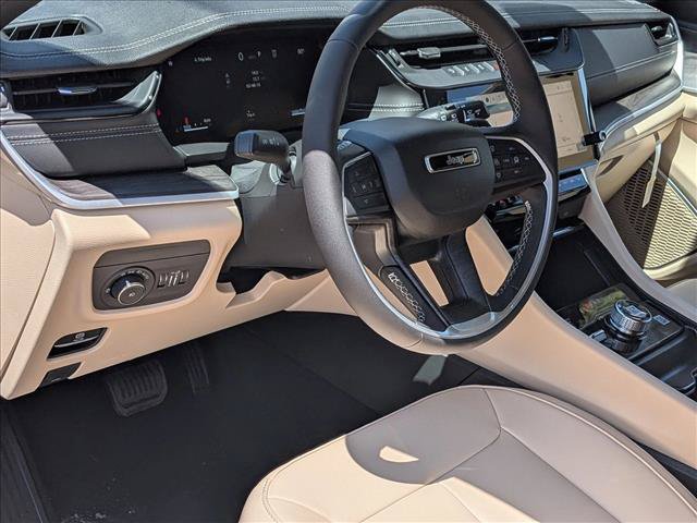 New 2026 Jeep Grand Cherokee L Limited AWD/4WD video 3