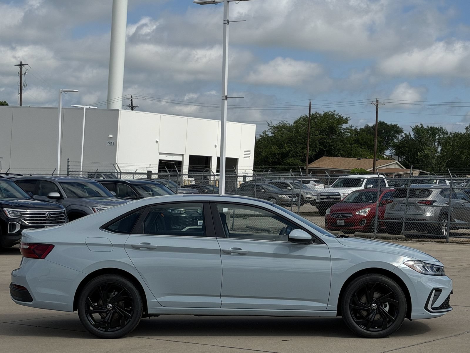 New 2026 Volkswagen Jetta SE FWD video 3
