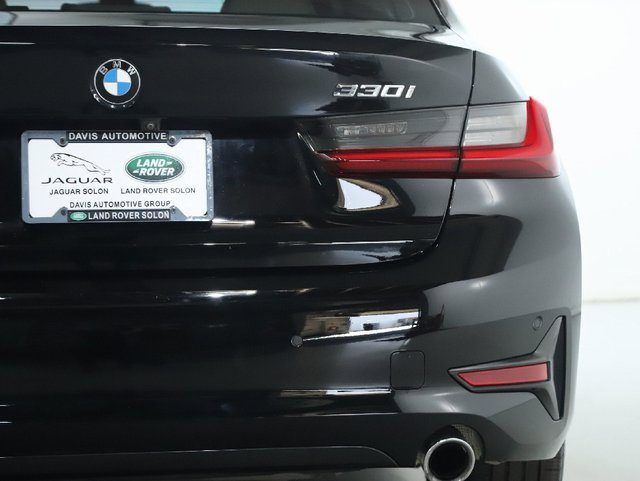 Used 2022 BMW 330i xDrive Sedan w/ Premium Package 2 image 46